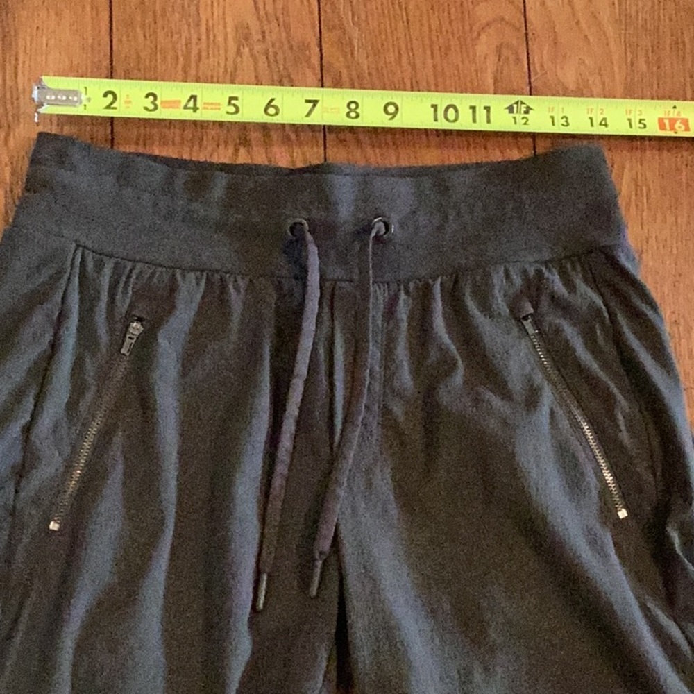 Athleta women’s Charcoal nylon Joggers with stretch - Picture 8 of 15